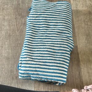 Norwex vanilla and teal bath towel